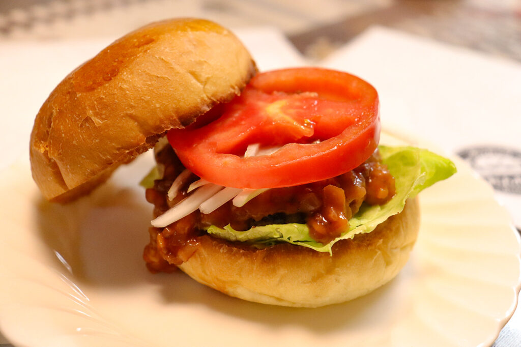 道の駅いちごの里よしみ、だんだんBURGER
